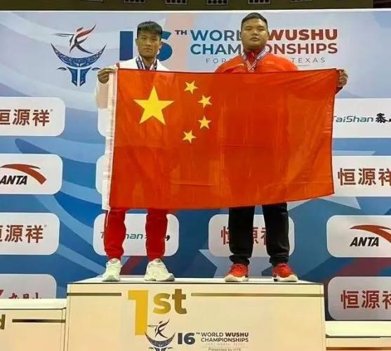 朱海蘭世界冠軍回到母校，給學(xué)弟學(xué)妹們帶來鼓勵(lì)和激勵(lì)